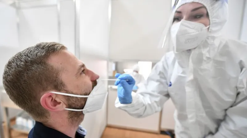 Na Slovensku pribudlo 84 prípadov koronavírusu, úmrtia nepribudli - Domáce - Správy - Pravda.sk