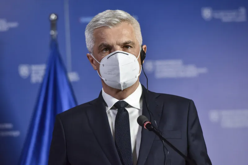 Korčok: Vláda neplánuje kúpiť ďalšie vakcíny Sputnik V - SME