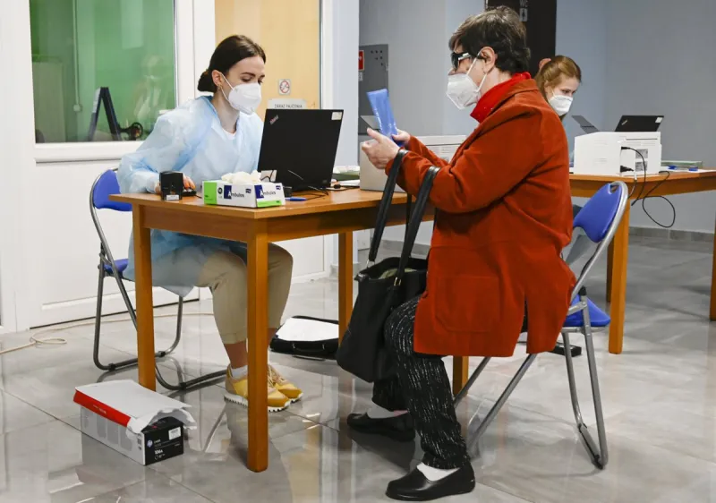 Koronavírus na Slovensku sledujeme minútu po minúte - SME