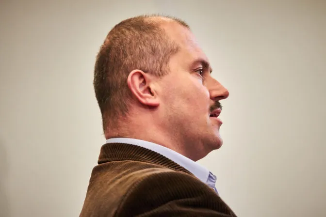 Marian Kotleba čelí obvineniu pre šeky za 1488 eur, hrozia mu až tri roky väzenia - Webnoviny.sk
