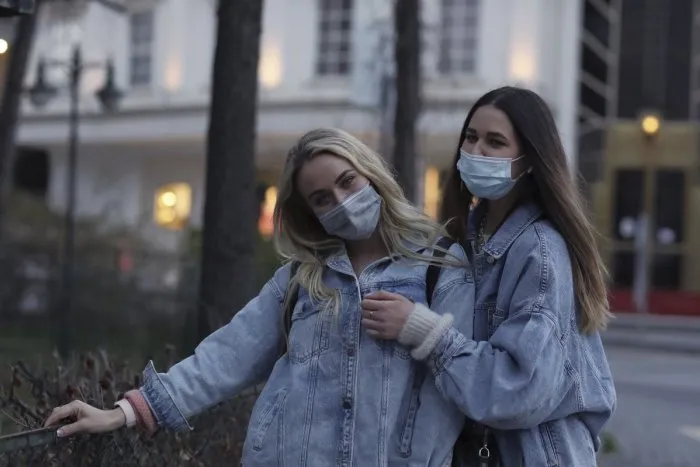 Pribudlo menej ako 100 nových prípadov nákazy koronavírusom