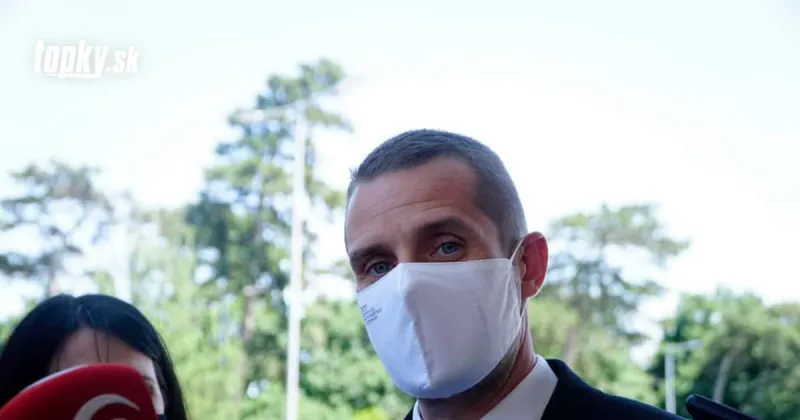 Čelíme nebezpečnej mutácii KORONAVÍRUSU: Slovensko hrá o čas! Tri tvrdé zistenia, musíme sa očkovať | Topky.sk