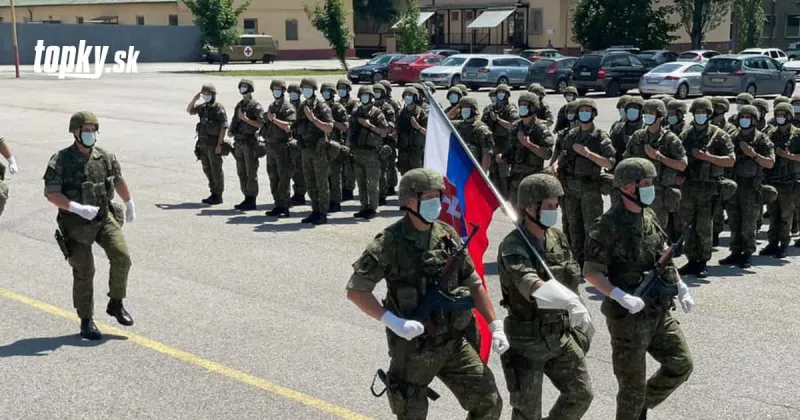 KORONAVÍRUS Jaroslav Naď poďakoval vojakom v Rožňave za nasadenie v boji s pandémiou | Topky.sk