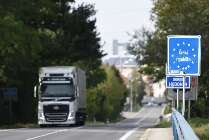 V Česku potvrdili takmer STOVKU prípadov nákazlivého variantu koronavírusu delta