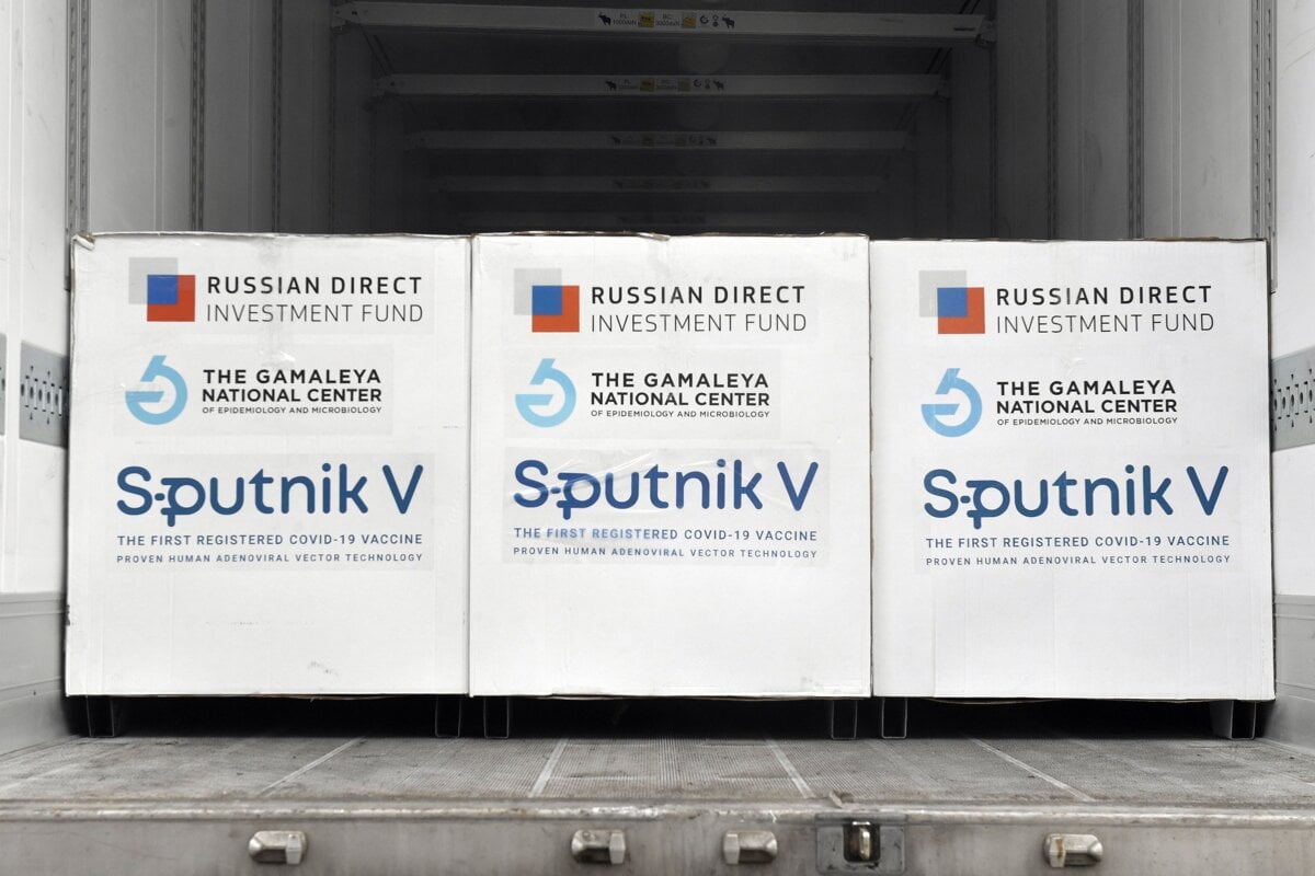 Rusko odkúpilo naspäť 160-tisíc dávok vakcíny Sputnik V - SME