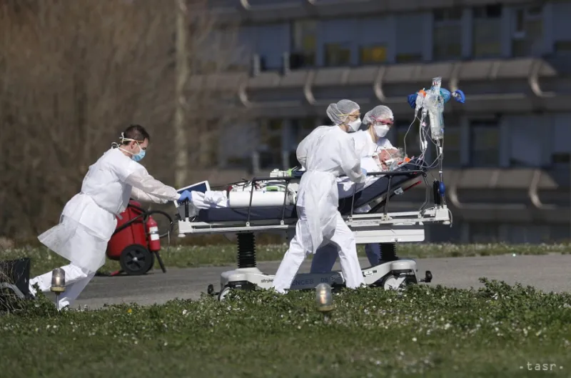 90-ročná žena zomrela po infikovaní dvoma variantmi koronavírusu