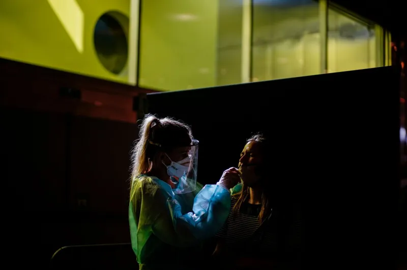 Pandémiu koronavírusu sledujeme minútu po minúte - SME