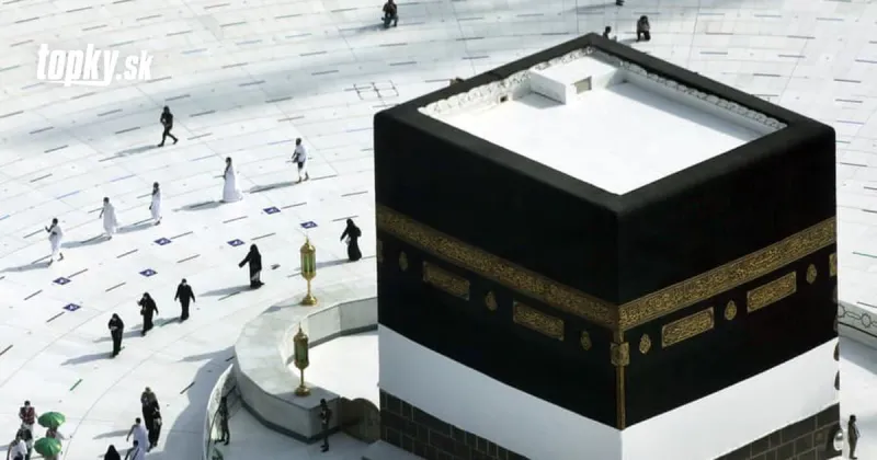 Koná sa druhá púť do Mekky počas KORONAVÍRUSU: Sprevádzajú ju obmedzenia, pútnici musia splniť podmienky | Topky.sk