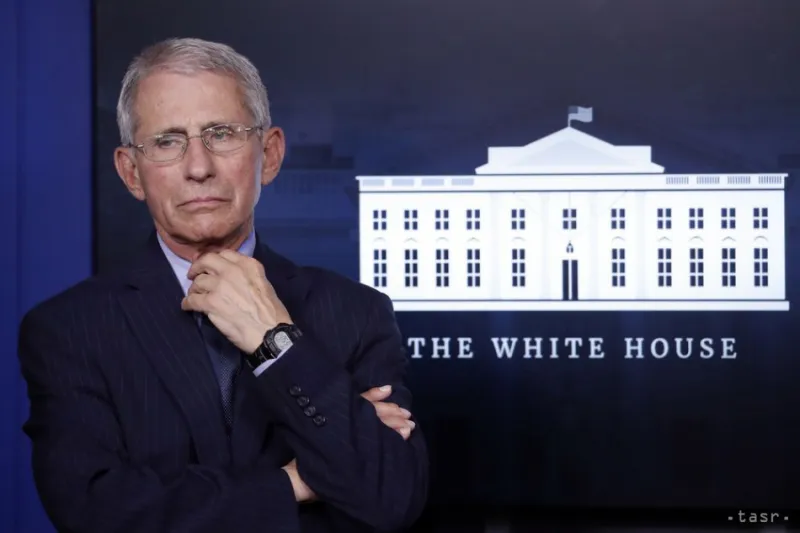 Fauci: V USA zbytočne stúpa počet ľudí infikovaných koronavírusom