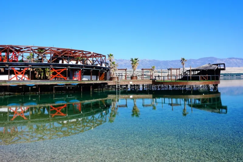 Festival v Chorvátsku ako ohnisko koronavírusu: Infikovalo sa tam už vyše 200 mladých ľudí | Nový Čas