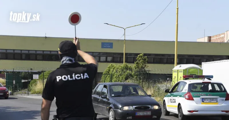 KORONAVÍRUS Režim na hraniciach sa opäť mení: Končí sa výnimka pre prvoočkovaných | Topky.sk