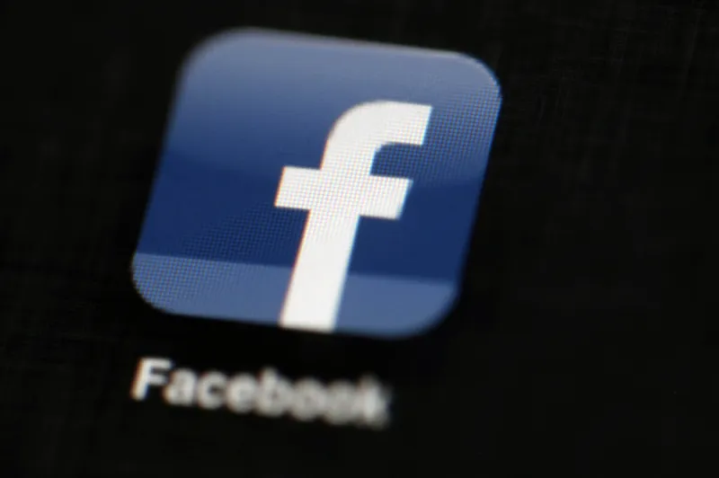 Heger má najmenej sledovateľov na sociálnych sieťach, viac ich má Blaha aj Mazurek - SME