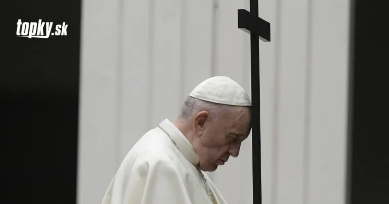 KORONAVÍRUS Známy virológ dvíha varovný prst: Návšteva pápeža na Slovensku je riziková, toto hrozí | Topky.sk