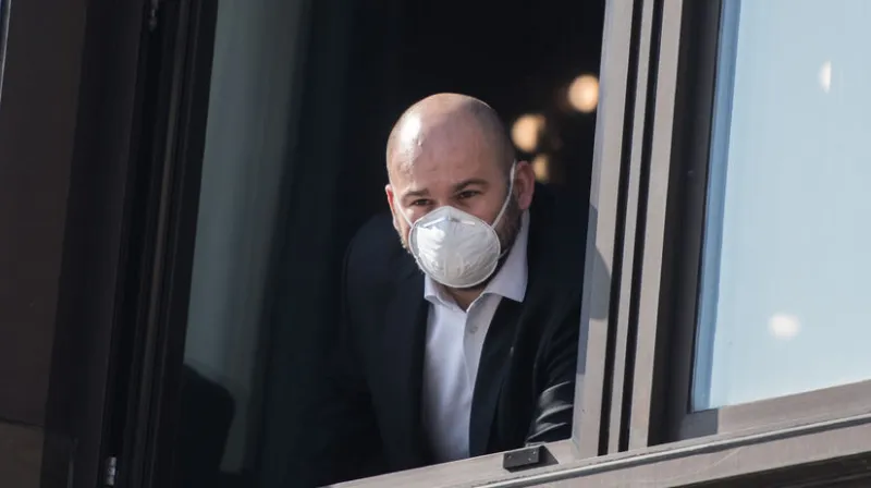 Pčolinský kritizuje, že OĽaNO zamestnalo obvineného exposlanca Heráka - Domáce - Správy - Pravda.sk