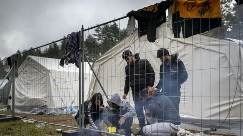 Litva čelí náporu migrantov, Estónsko aj Lotyšssko sprísňujú opatrenia - Domáce - Správy - Pravda.sk