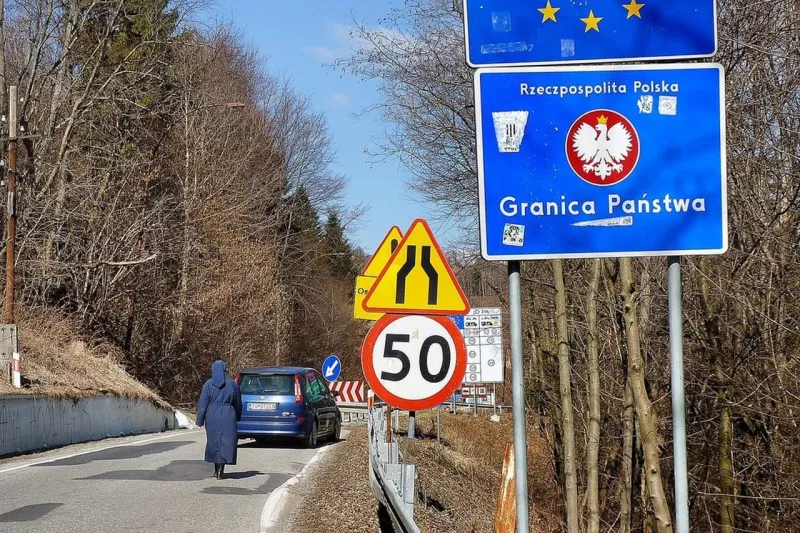 Poľsko čelí rekordnému počtu migrantov: Obrovský nárast oproti minulému roku | Nový Čas