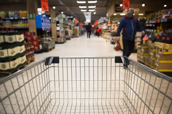 V potravinách minieme na ZBYTOČNOSTI desiatky eur! Môže za to nielen LOCKDOWN