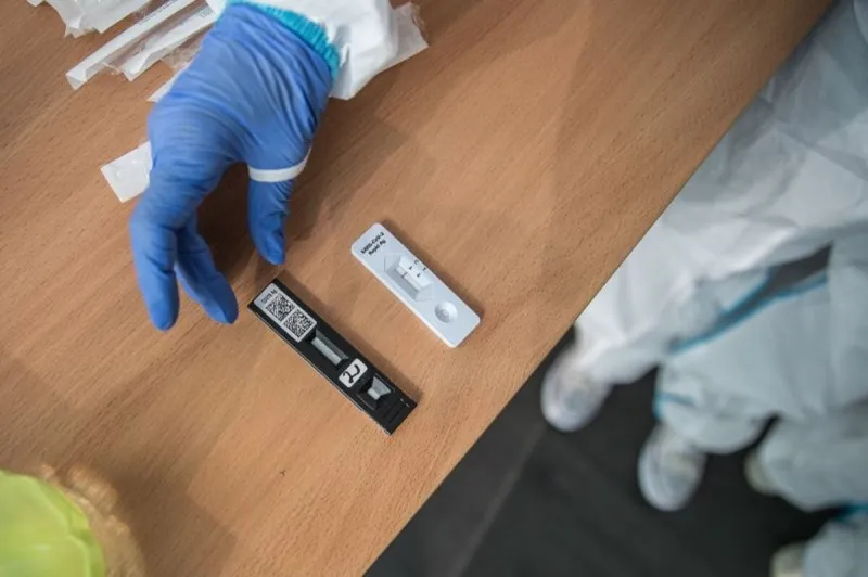 Pandémiu koronavírusu sledujeme minútu po minúte (streda) - SME