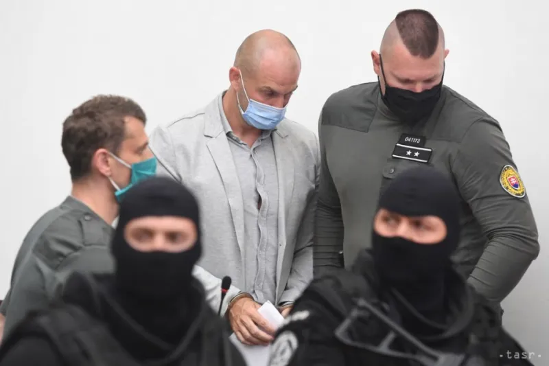 Norbert B. a ďalší traja obvinení v kauze Dobytkár zostávajú vo väzbe