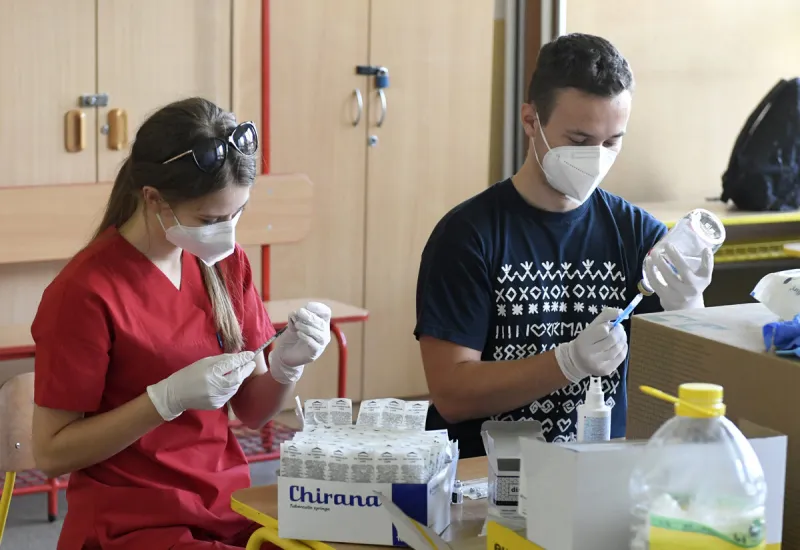 Koronavírus na Slovensku sledujeme minútu po minúte - SME