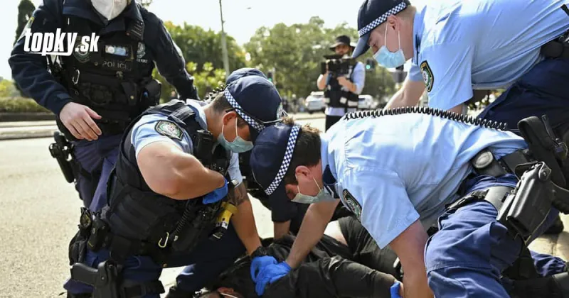 KORONAVÍRUS Ďalšie protesty proti lockdownom v Austrálii: Polícia zatkla vyše 250 ľudí | Topky.sk
