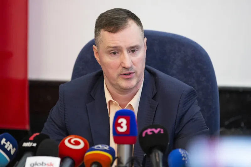 Šufliarsky o správach s Kočnerom zavádzal. Na prokuratúre sa drží - SME