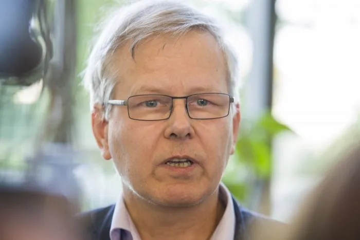 Ministerstvo podáva sťažnosť na lekára: Obviňuje ho zo šírenia neprávd o koronavíruse