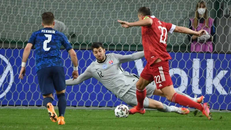 FUTBAL: Dušan Kuciak mal pozitívny test na covid, necestoval do Slovinska | Sportnet.sk