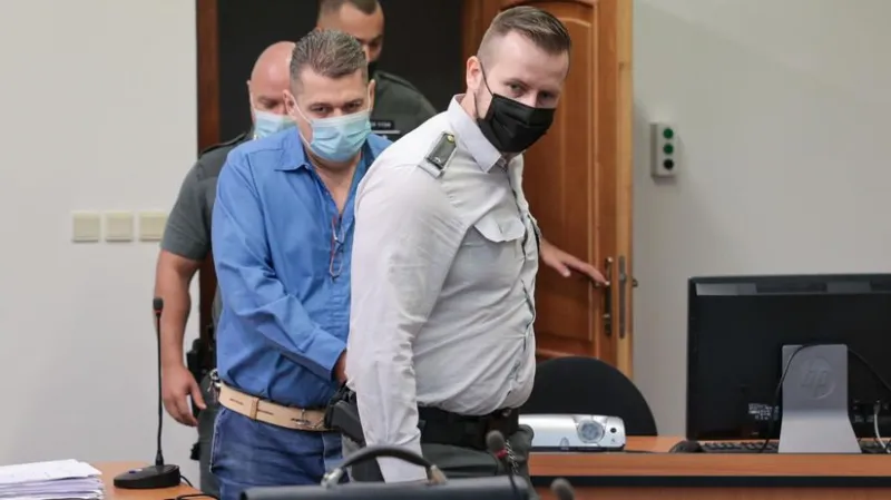 Ladislav Bašternák vyhlásil, že je vinný - Domáce - Správy - Pravda.sk