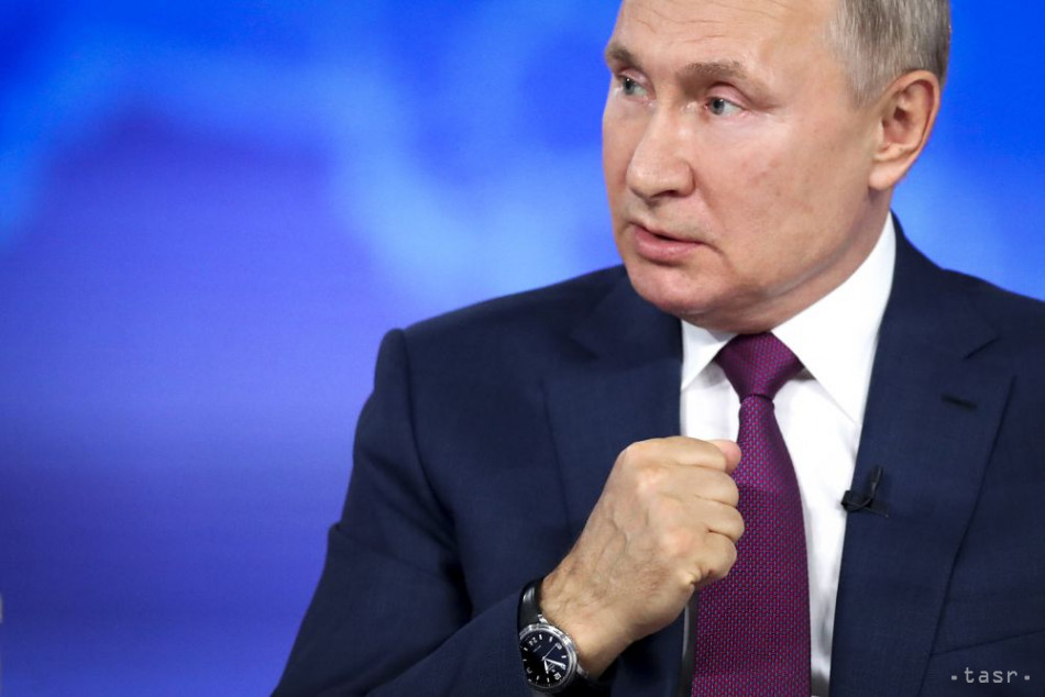 Putin dúfa, že ho Sputnik V ochráni pred ochorením COVID-19