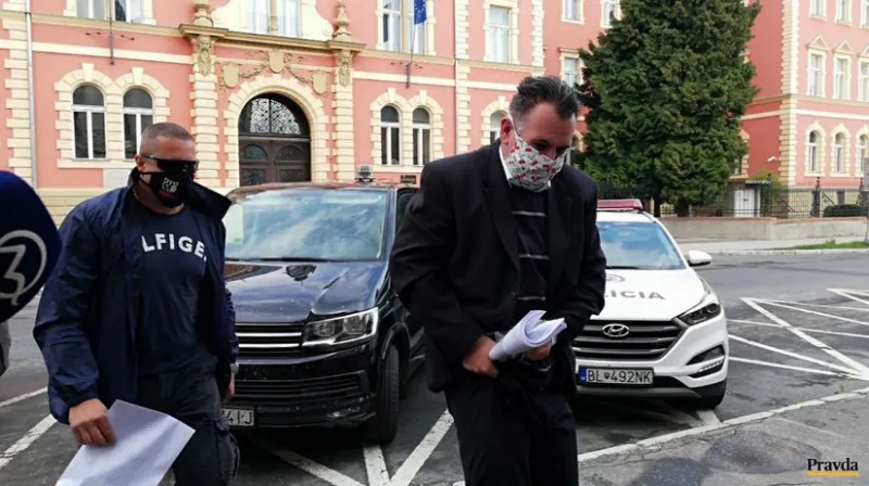 Kauza Dobytkár: Kajúcnik mal manipulovať výpovede voči exriaditeľovi PPA, polícia to odmieta - Domáce - Správy - Pravda.sk