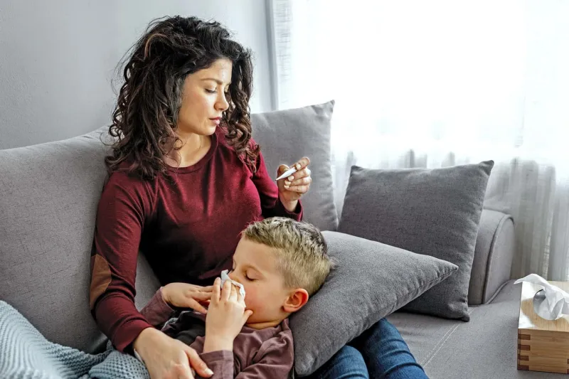 Koronavírus zatvára triedy i školy: Kto má nárok na pandemické OČR a ako oň požiadať | Nový Čas