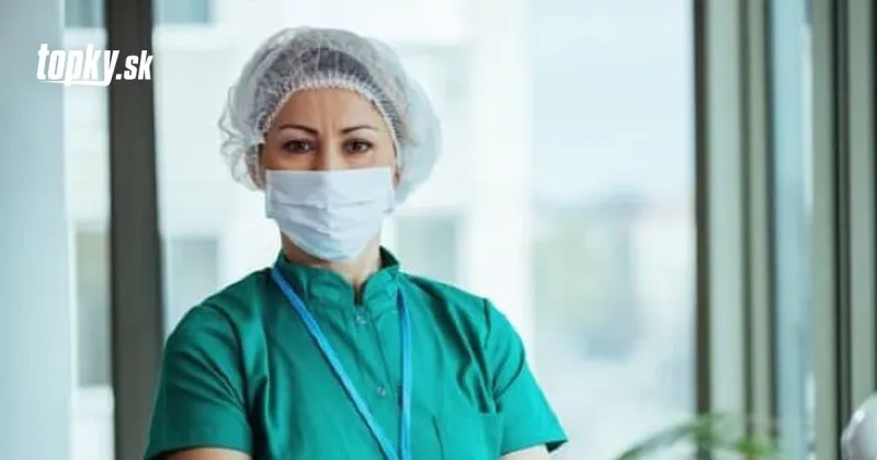 KORONAVÍRUS Jasné odporúčanie expertov: Na tieto miesta nechoďte ani vtedy, keď dostanete tretiu dávku | Topky.sk