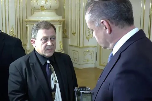 Prezident prijal svedka únosu Kováča mladšieho | Spoločnosť | .týždeň - iný pohľad na spoločnosť