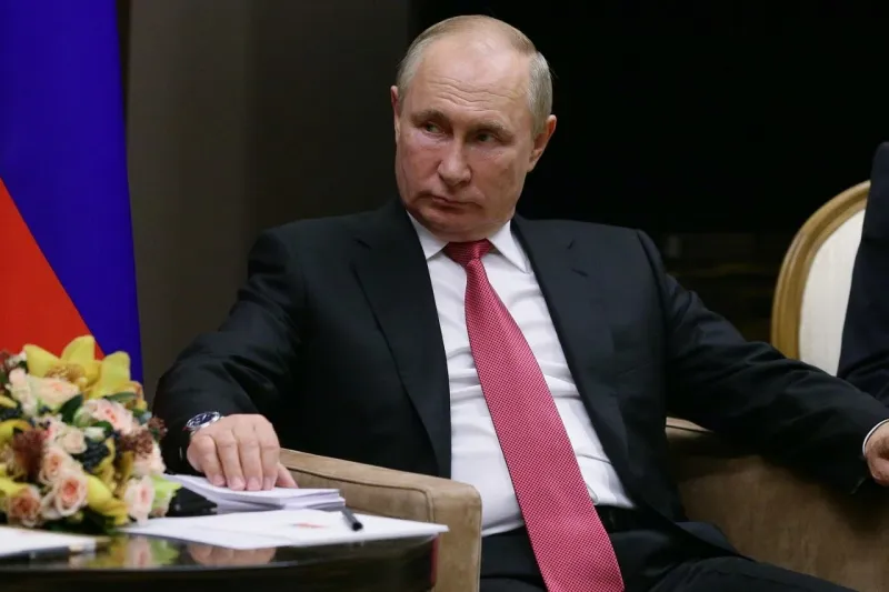 V jeho okolí sa nakazili tri desiatky ľudí: Putin prezradil, vďaka čomu ho koronavírus obišiel | Nový Čas