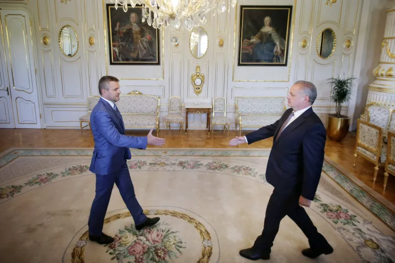 Ministerka Saková stratila moju dôveru, správa sa ako pravá ruka Kaliňáka, vyhlásil prezident Kiska – Denník N