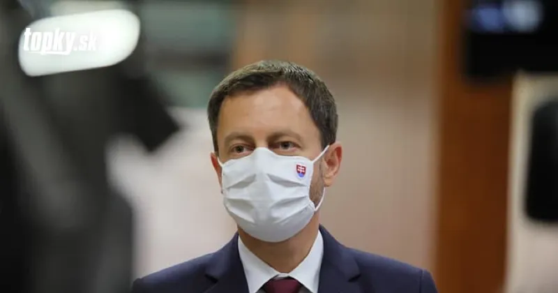 KORONAVÍRUS Premiér vyzval ľudí na dodržiavanie opatrení: Situácia sa zhoršuje, nemocnice sa plnia | Topky.sk