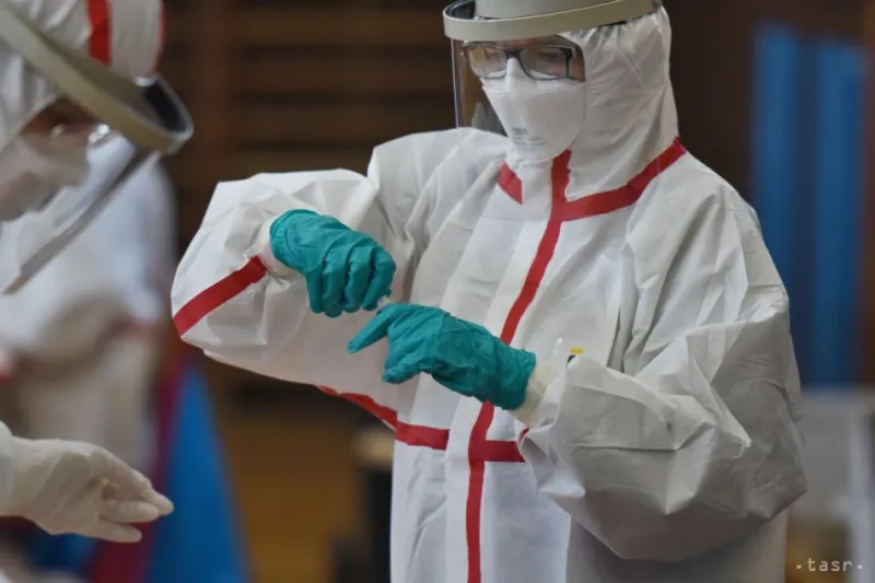 Na Slovensku pribudlo 402 prípadov nákazy novým koronavírusom