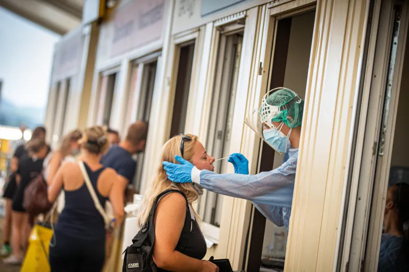 Koronavírus na Slovensku sledujeme minútu po minúte - SME