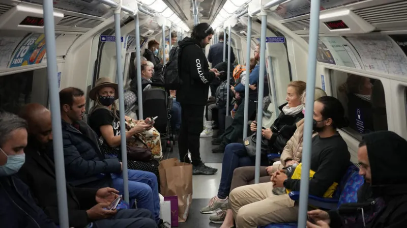 ONLINE: Situácia s koronavírusom v Európe sa zhoršuje - Domáce - Správy - Pravda