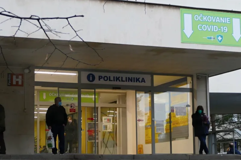V žilinskej nemocnici reprofilizovali ďalšie lôžka: Nárast akútnych pacientov s koronavírusom | Nový Čas