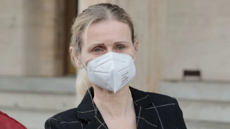 Monike Jankovskej väzbou porušili práva - Domáce - Správy - Pravda