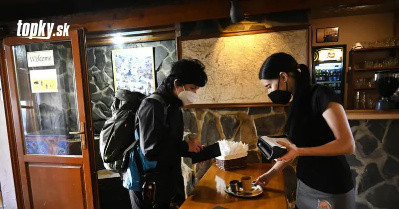 KORONAVÍRUS Spojené štáty vydali najvyššiu výstrahu pred cestovaním na Slovensko | Topky.sk