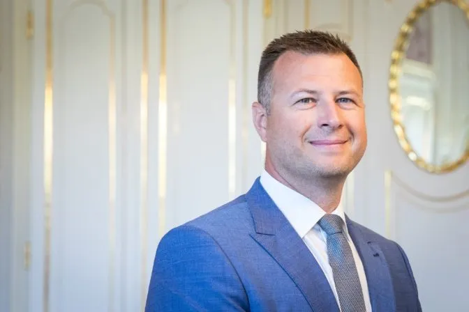 Minister Gál považuje kauzu únosu Vietnamca za blamáž, Most-Híd nevylučuje odchod z koalície - Webnoviny.sk