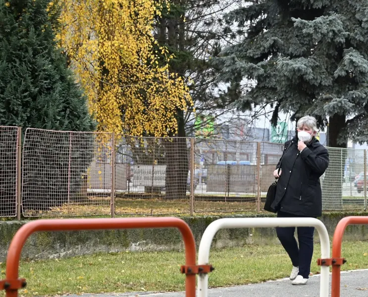 Koronavírus na Slovensku sledujeme minútu po minúte - SME