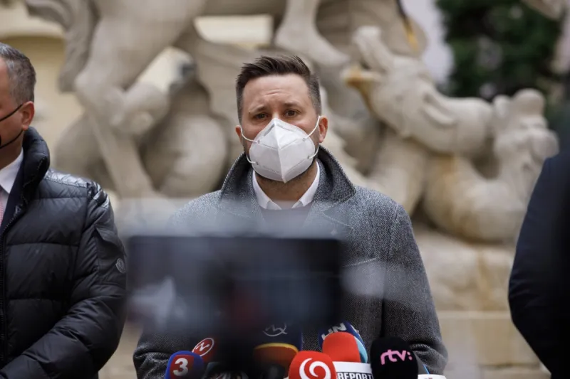 Bratislavský primátor Vallo mal pozitívny test na koronavírus - Bratislava SME
