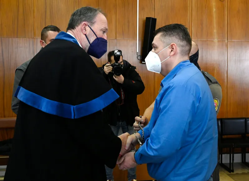 Bašternáka podmienečne prepustili, prokurátor podal sťažnosť - SME