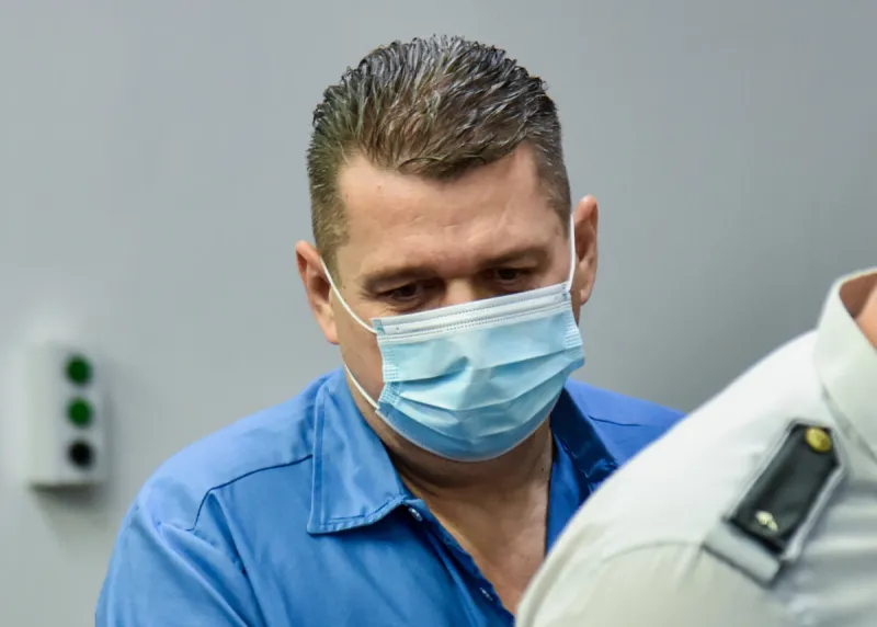 Bašternák je bližšie k slobode, majetky jeho rodine stále nezobrali - SME