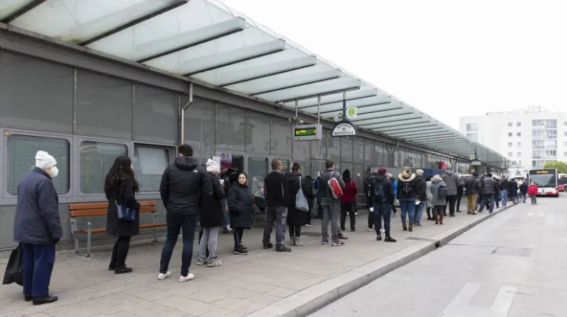 ONLINE: Rakúšanov čaká debata o celoštátnom lockdowne - Domáce - Správy - Pravda