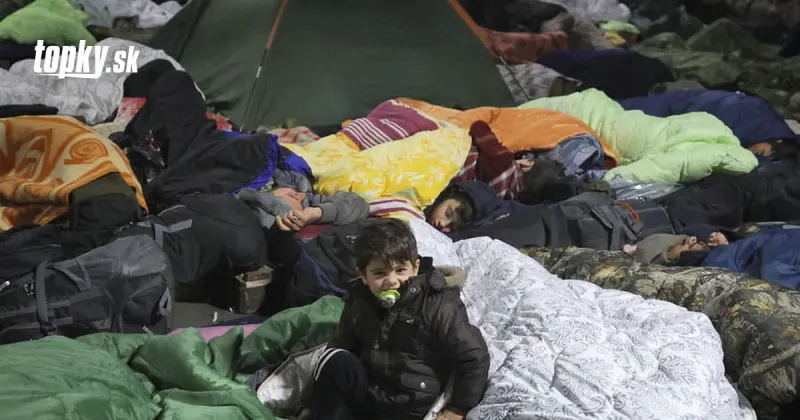 Pri pokuse o ilegálny vstup do Poľska vo štvrtok zadržali 45 migrantov | Topky.sk
